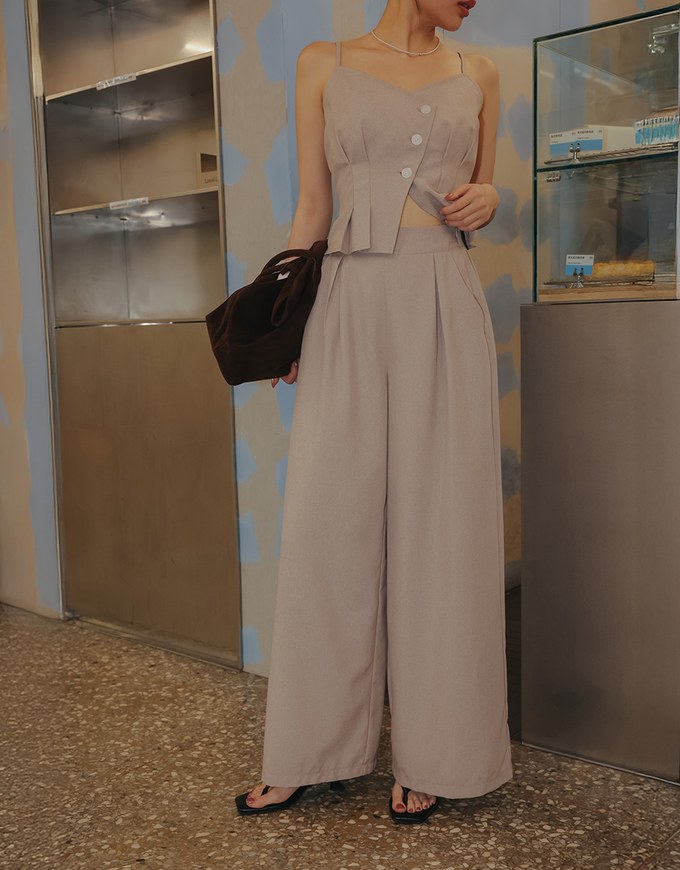 Straight Cut Pleated Tailored Wide Leg Long Trousers