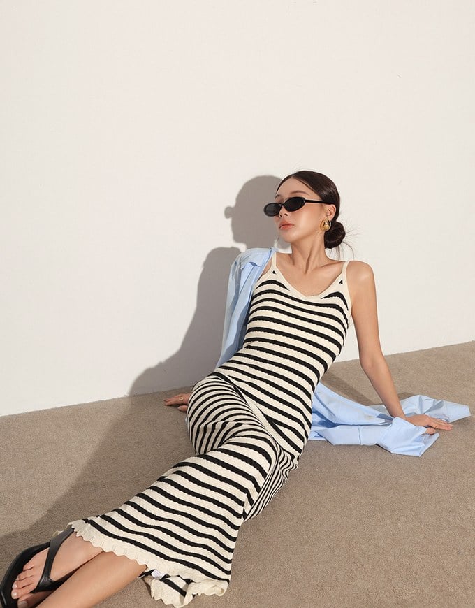 Contrast Trim V Neck Striped Knit Cami Fitted Maxi Dress