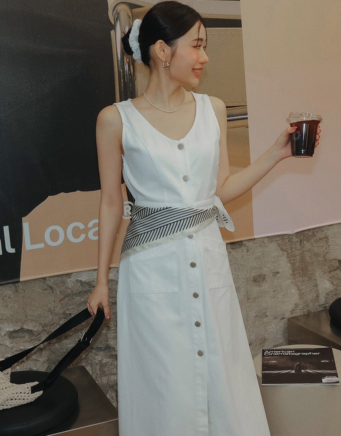 Sleeveless Button Front Maxi Dress with Pockets