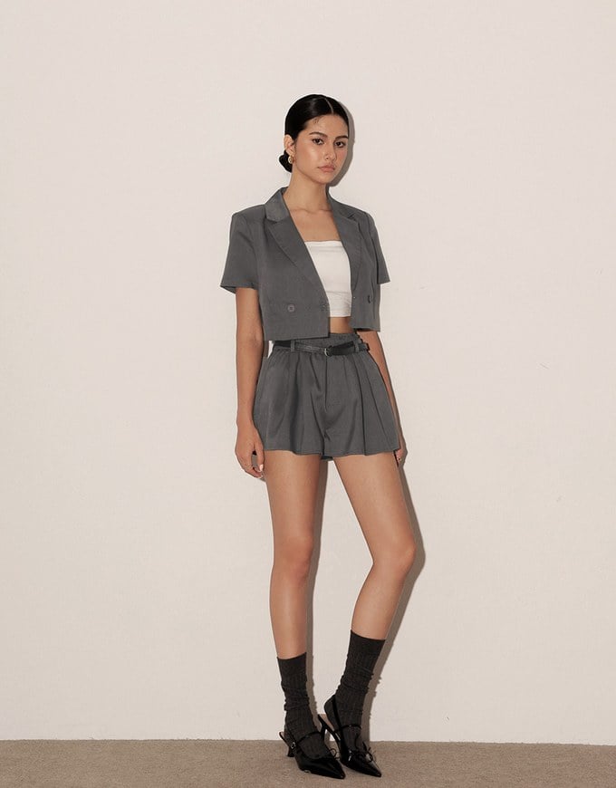 Tailored Short Sleeve Cropped Suit Jacket (with Shoulder Pads)