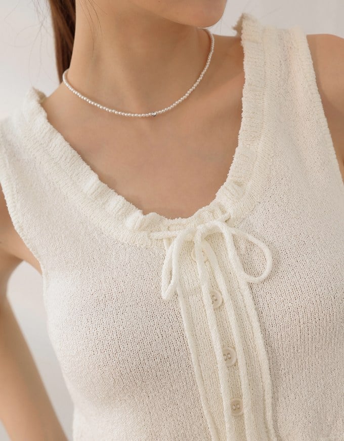 Ruffled Neckline Sleeveless Knit Vest Top with Button Trim