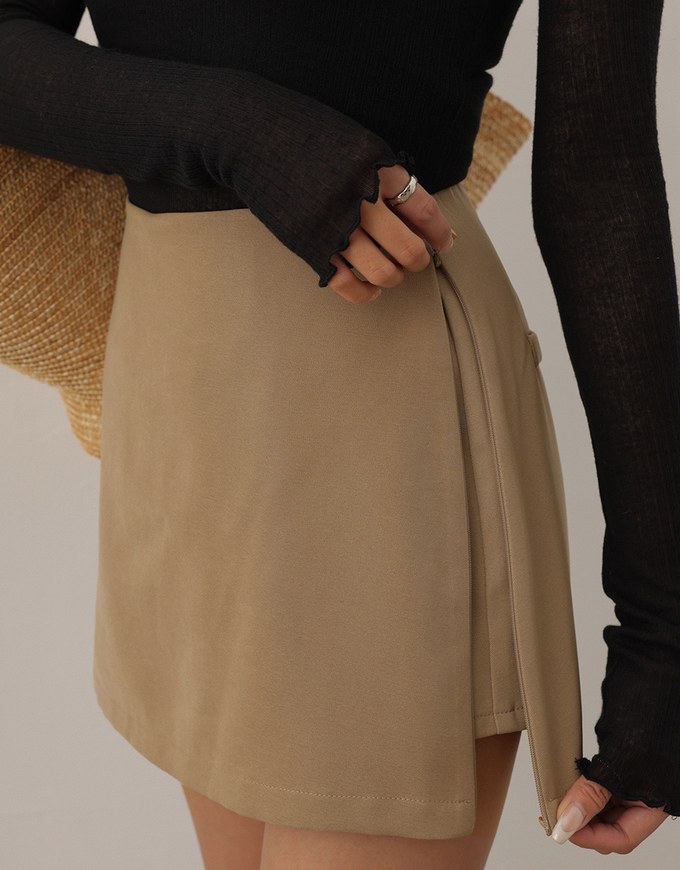 High Waist Minimal A Line Skort with Side Zipper