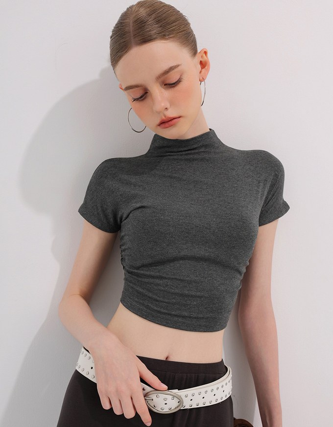 Side Ruched Mock Neck Fitted Crop Top