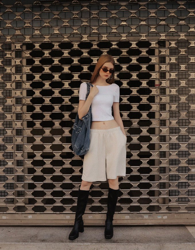 Basic Low Back Padded Crop Short Sleeve Top