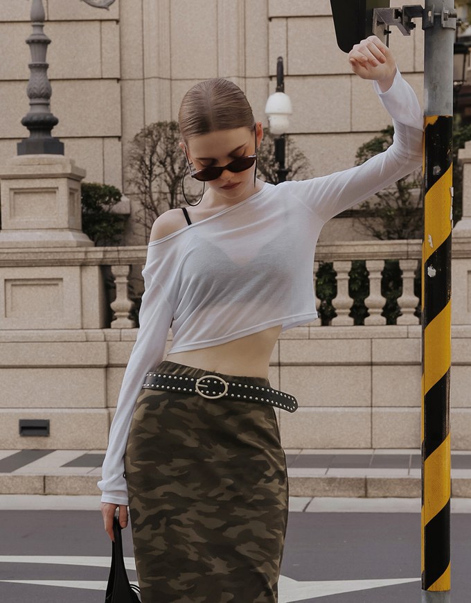 Round Neck Sheer Mesh Long Sleeve Cropped Top