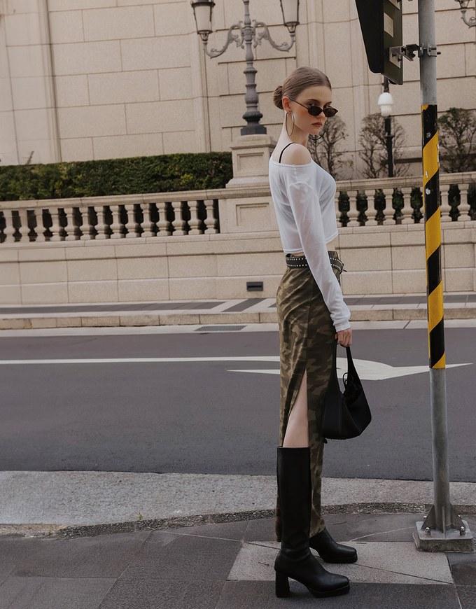 Round Neck Sheer Mesh Long Sleeve Cropped Top