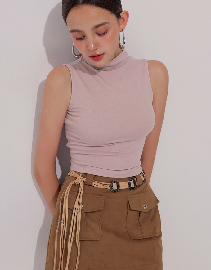 Sleeveless Mock Neck Fitted Knit Top