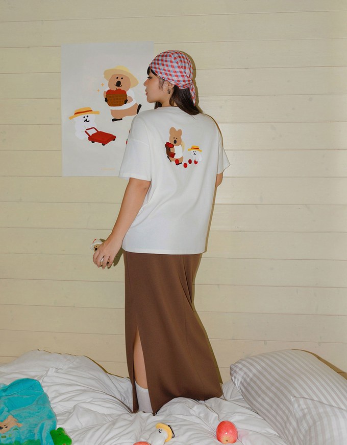 【DINOTAENG】Oversized Graphic T-Shirt
