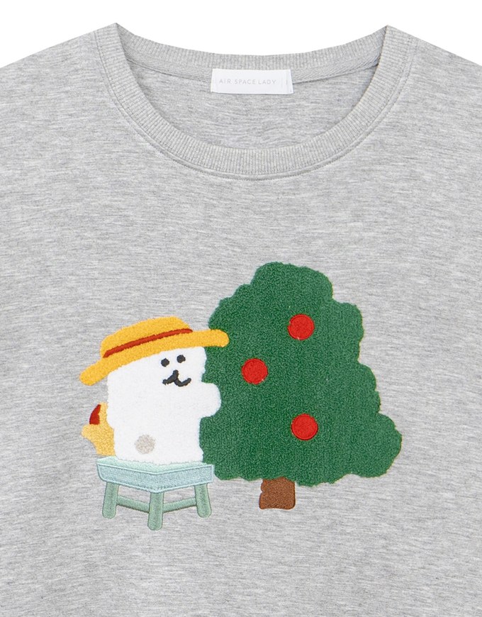 【DINOTAENG】Fluffy Embroidery Graphic Sweatshirt