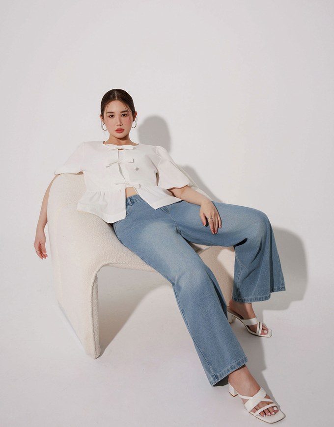 Mid Rise Vintage Washed Wide Leg Jeans Denim Pants