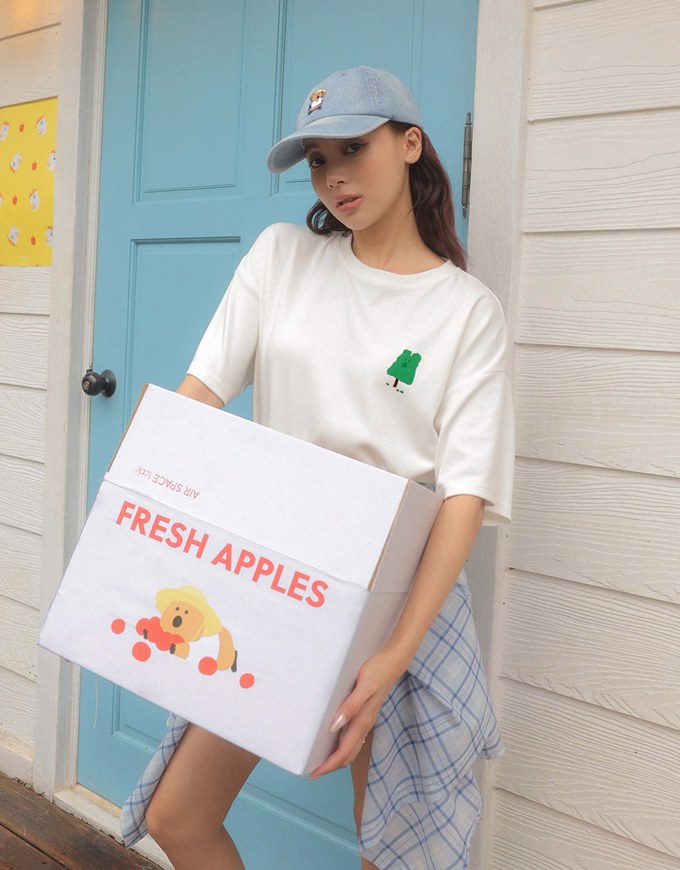 【DINOTAENG】Oversized Graphic T-Shirt