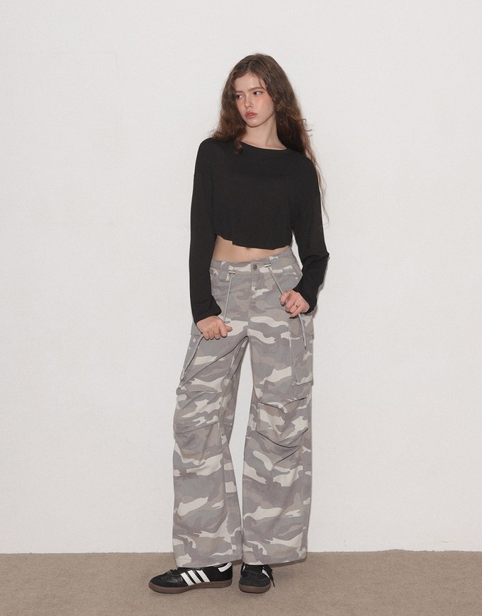 Drawstring Waist Wide Leg Cargo Pants (Camo Print/Leopard Print)