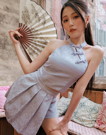【HXA Design】 Satin Floral Embroidery Halter Cheongsam Qipao Top H02
