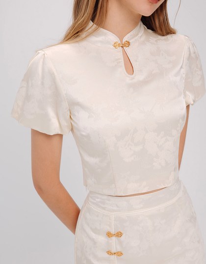 Qipao TOP Luxurious Golden Clasps Puffy Short Sleeves Cheongsam Top