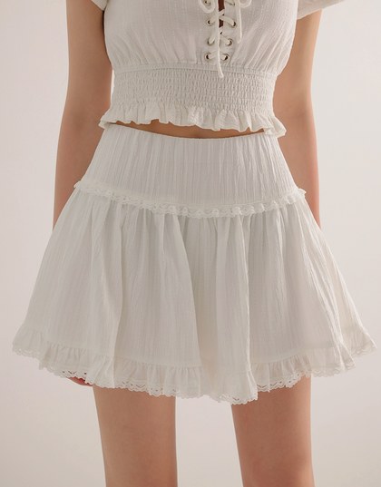 High Waist Tiered Crinkle Shorts with Ruffled Lace Hem Detail