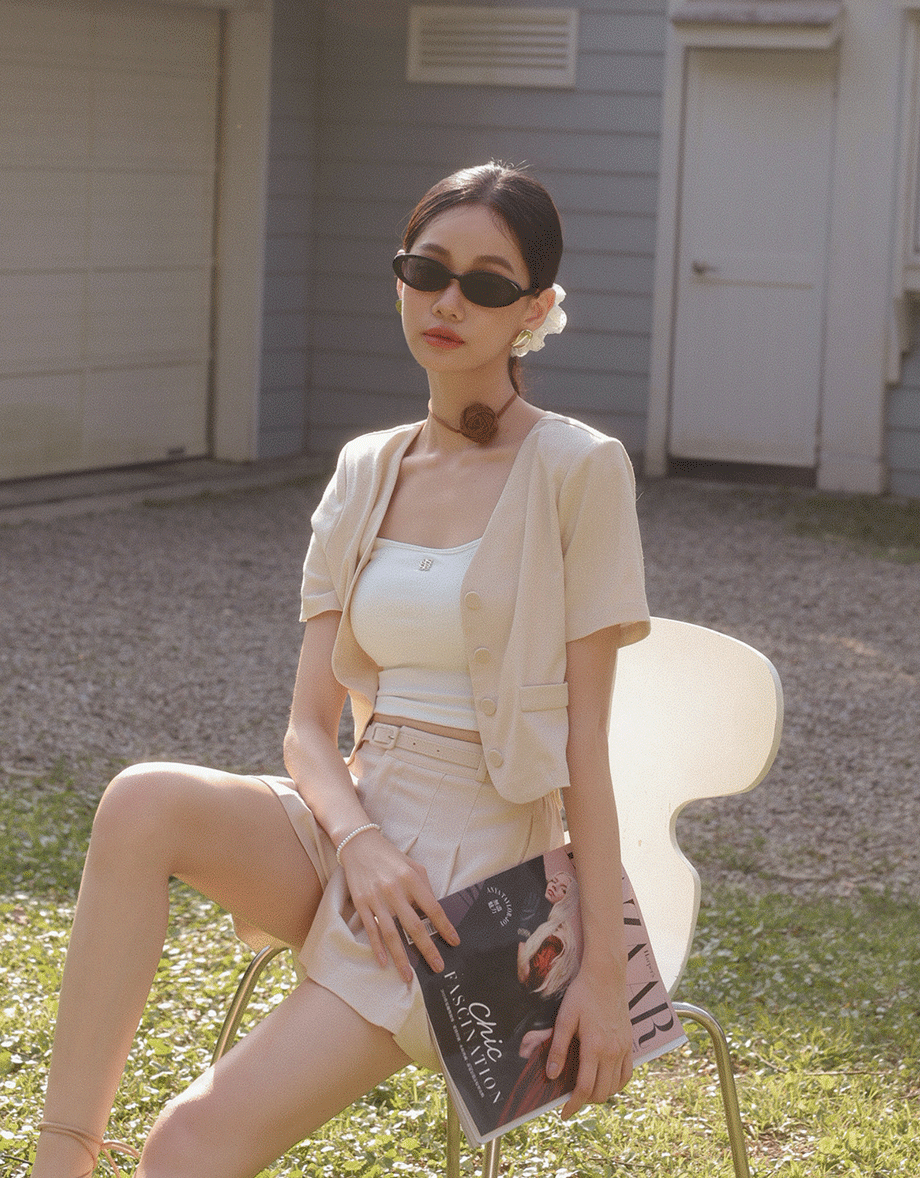 Minimalist Linen Blend Short Sleeve Jacket with Shoulder Pads