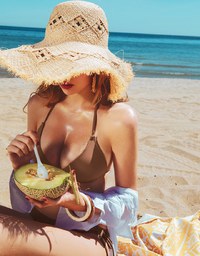 【PUSH UP】Classic Plain Color Bikini Top Single Strap And Bra Padded