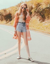 Western Style Frayed Belted Denim Shorts