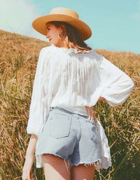 Western Style Frayed Belted Denim Shorts