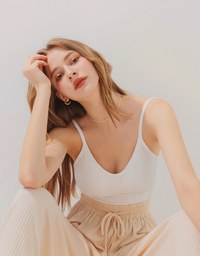 Big U-Back Low Cut Widened Hem Bralette