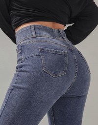 No Filter Shape-Up Slimming Straight-Leg Denim Jeans Pants