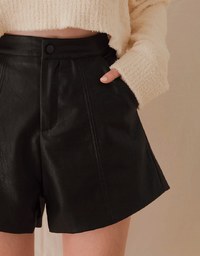 Textured A-Line Slimming Faux Leather Shorts