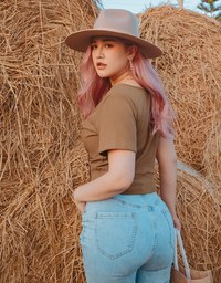 V-Neck Dual Side-Buttons Knit Crop Top