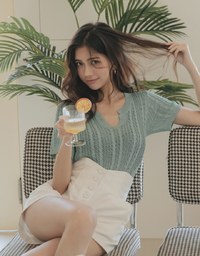 High Waisted Buttoned Slimming Elastic Shorts
