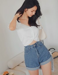 Classic Roll-Up Denim Jeans Short