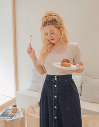 A-Line Buttoned Demin Midi Skirt
