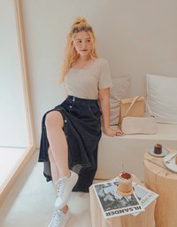 A-Line Buttoned Demin Midi Skirt