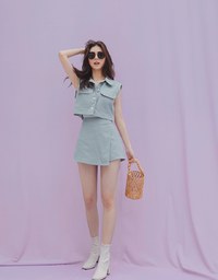 Iconic Dual-Pockets Crop Blouse Shirt