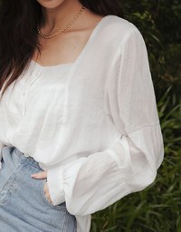 Feminine Chic Puffy Buttoned Top