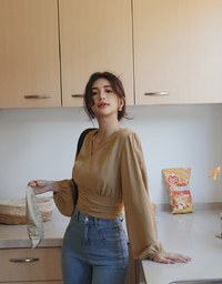 Minimalist Staple Ruched Cinched-Waist Top