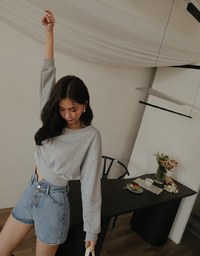 Basic Versatile Crop Sweater
