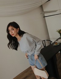 Basic Versatile Crop Sweater