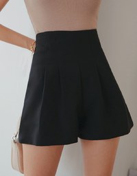 360° High Waisted Pleated Suit Short