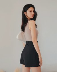 360° High Waisted Pleated Suit Short
