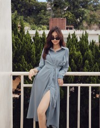 Soigné Dual-Loop Belted Midi Shirt Dress