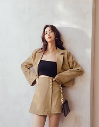 Edgy Smart Single-Button Crop Blazer(With shoulder pads)