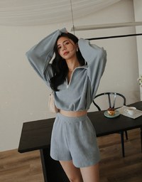 Stark Minimalism Zipped Cardigan + Short Set Wear