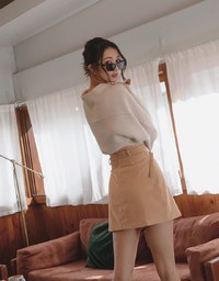 High Waisted Suede A-Line Mini Skirt (With Belt)