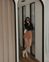 Stark Minimalism High Waisted Slimming Slit Skorts