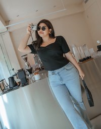Finest Square Neck Front Scrunch Crop Top