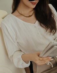 Minimal Chic V-Neck Embossed West-Tie Top