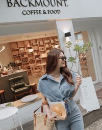 Casual Chic Drawstring Crop Denim Top