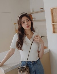 Laidback Panel Crisp Collar Top