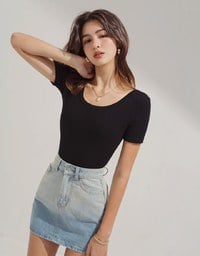 Understated Elegant Metallic Chain Crop Top