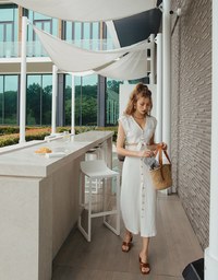 Crinkled Front-Tie Sleeveless Crop Cotton Top