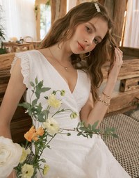 Décolleté V Open Back Lace Slit Maxi Dress